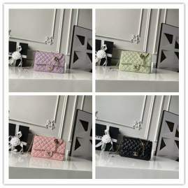 Picture of Chanel Handbags _SKUfw239872534fw